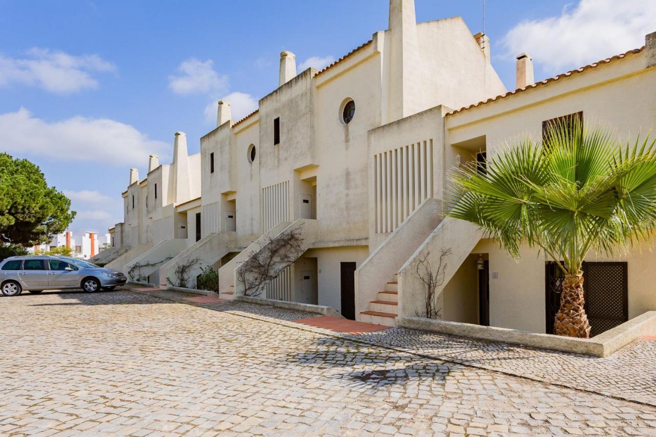 Gorgeous 2Bdr Apartment W/Patio & Pool By Lovelystay Vilamoura Exterior photo